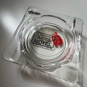 Universal Studios Bates Motel Clear with Red Finger Print